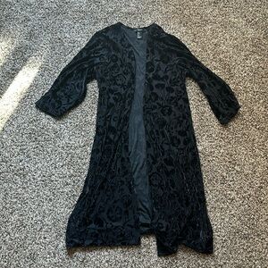 Forever 21 Black Mesh And Floral Velvet Kimono - Small